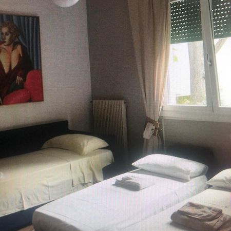 Ferienwohnung Living Down Town Bassano del Grappa Exterior foto